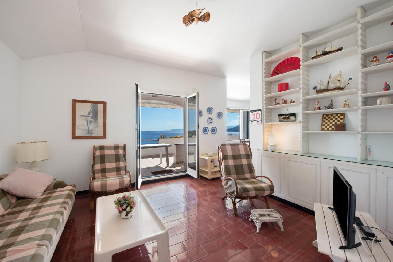 Casa Nina Apartment Arenzano Bagian luar foto